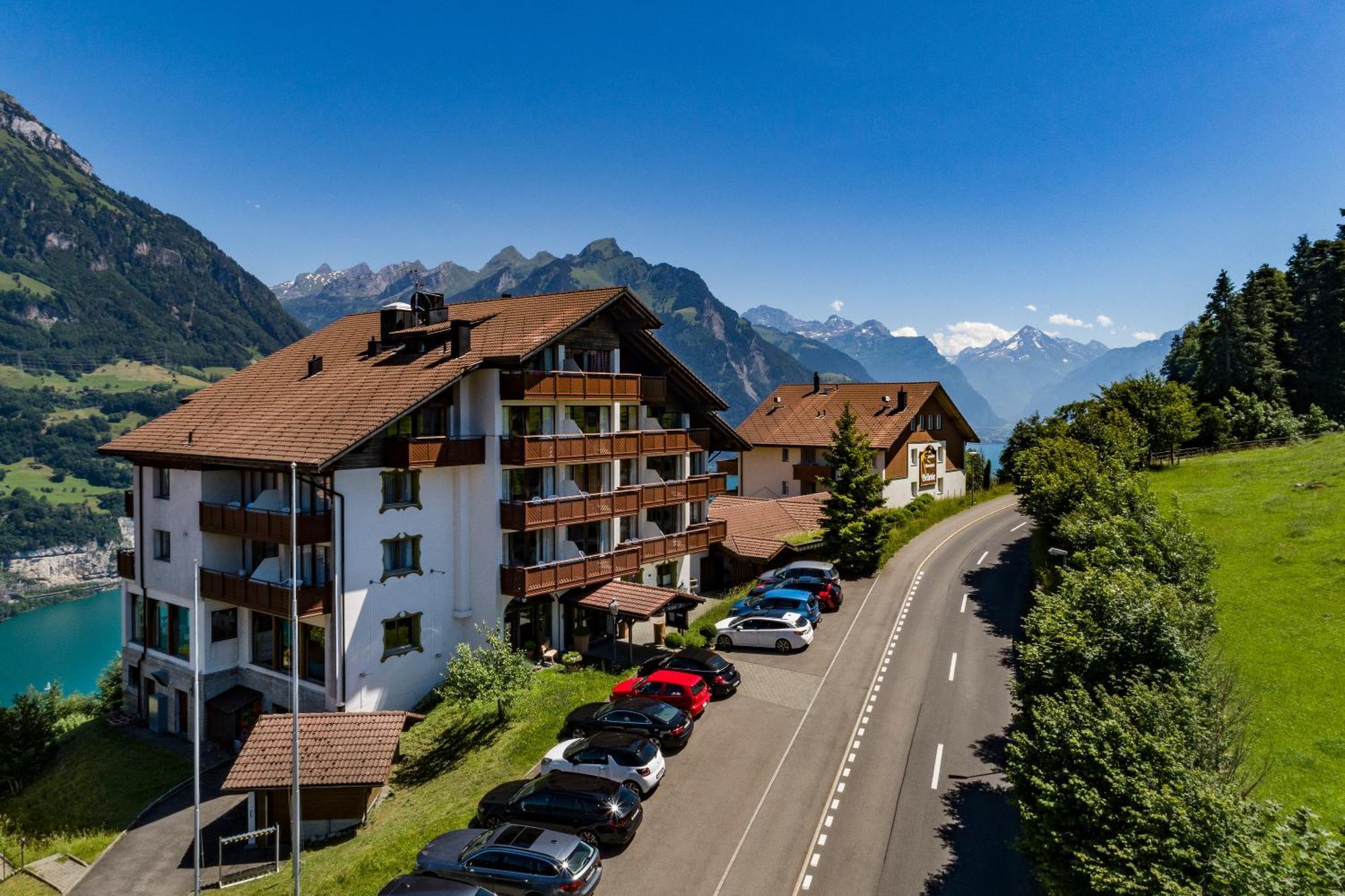 Ferienwohnungen Hotel Bellevue Seelisberg Exterior foto